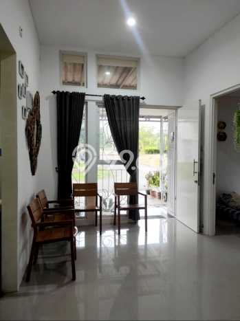 Jarang Ada! Rumah Sewa 2 Kamar Nyaman Siap Huni BSB City Jarang Ada! Rumah Sewa 2 Kamar Nyaman Siap Huni BSB City