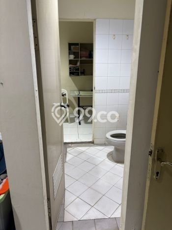 UNIT SPESIAL! Rumah area , 4 KT, Akses Fasilitas, LT 132m2m² LB 216m2m² UNIT SPESIAL! Rumah area , 4 KT, Akses Fasilitas, LT 132m2m² LB 216m2m²