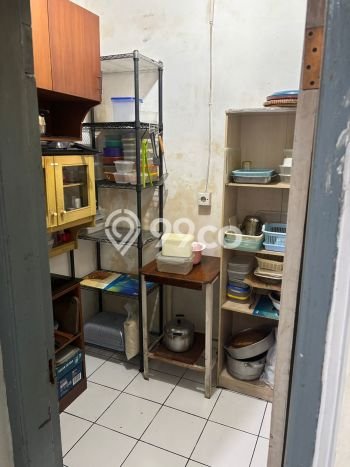 UNIT SPESIAL! Rumah area , 4 KT, Akses Fasilitas, LT 132m2m² LB 216m2m² UNIT SPESIAL! Rumah area , 4 KT, Akses Fasilitas, LT 132m2m² LB 216m2m²