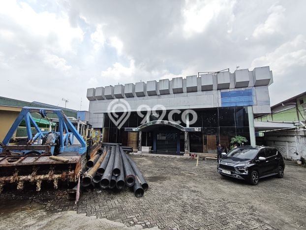 Unit Gudang Dijual di Jakarta Utara LT 1416m2 & LB 1203m2 Unit Gudang Dijual di Jakarta Utara LT 1416m2 & LB 1203m2