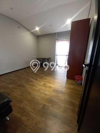 Jual Rumah Luas Elegan Dengan View Eksklusif di Kayu Putih, Jakarta Timur Jual Rumah Luas Elegan Dengan View Eksklusif di Kayu Putih, Jakarta Timur