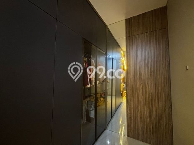Rumah Mewah LB 180m2 Siap Huni Desain Elegan di Jakarta Garden City, Jakarta Timur Rumah Mewah LB 180m2 Siap Huni Desain Elegan di Jakarta Garden City, Jakarta Timur