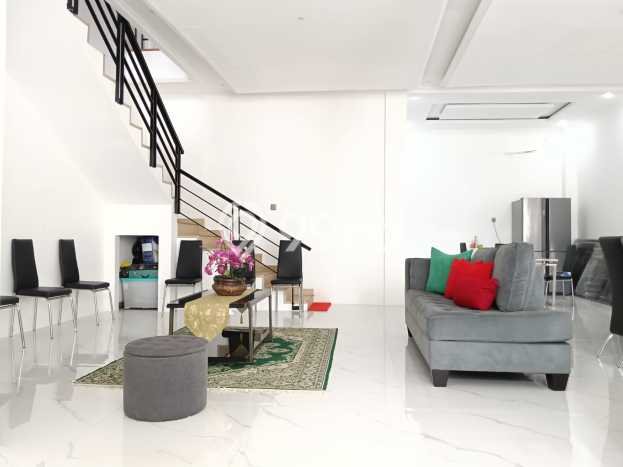 Dijual Rumah Mewah Megah Dengan View Eksklusif di Cikupa Citra Raya, Tangerang Dijual Rumah Mewah Megah Dengan View Eksklusif di Cikupa Citra Raya, Tangerang