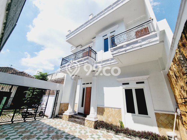 Rumah Modern Minimalis 4 Kamar Bisa Langsung Pindah di Banjarsari Rumah Modern Minimalis 4 Kamar Bisa Langsung Pindah di Banjarsari