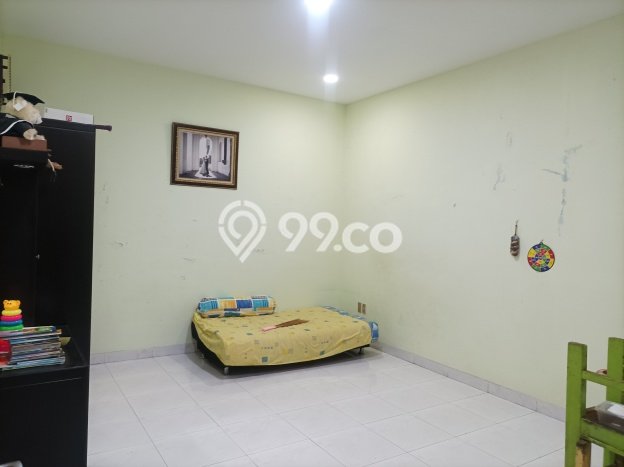 Ready to Use! Luxury House LT 246m2 Desain Modern di Jelambar Ready to Use! Luxury House LT 246m2 Desain Modern di Jelambar