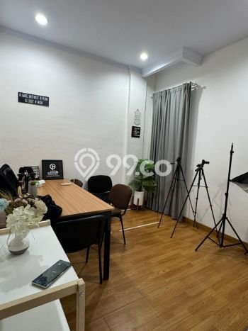 Ruko Dijual di Jakarta Barat LT 64m2 & LB 128m2 Lokasi Terbaik! Ruko Dijual di Jakarta Barat LT 64m2 & LB 128m2 Lokasi Terbaik!