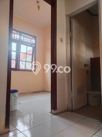 For Sale Hunian Rumah Terawat 4 Kamar di Teluk Naga, Tangerang For Sale Hunian Rumah Terawat 4 Kamar di Teluk Naga, Tangerang
