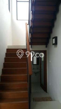 Jarang Ada! Rumah Sewa 4 Kamar Nyaman Siap Huni Sektor 9-Bintaro Jarang Ada! Rumah Sewa 4 Kamar Nyaman Siap Huni Sektor 9-Bintaro