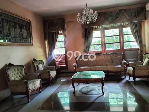 Dijual Rumah Mewah Megah Dengan View Cantik di Rawamangun, Jakarta Timur Dijual Rumah Mewah Megah Dengan View Cantik di Rawamangun, Jakarta Timur