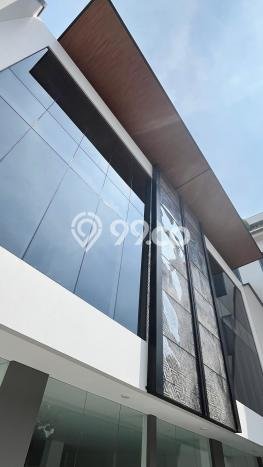 LOKASI TERBAIK! Komersial di Duren Sawit, Luas 1600m², Akses Strategis LOKASI TERBAIK! Komersial di Duren Sawit, Luas 1600m², Akses Strategis