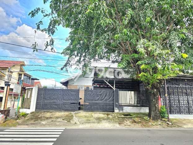 For Sale Rumah Elit Exclusive di Duren Sawit, Jakarta Timur For Sale Rumah Elit Exclusive di Duren Sawit, Jakarta Timur