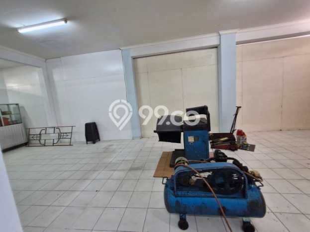 Unit Ruko Disewa Lokasi Duren Sawit, Jakarta Timur Spesifikasi Luas Bangunan 56m2 Unit Ruko Disewa Lokasi Duren Sawit, Jakarta Timur Spesifikasi Luas Bangunan 56m2