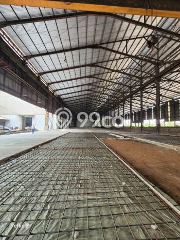 LOKASI PREMIUM! Gudang di Tambun Selatan, Luas 5504m2m², Jalan Utama, Area Komersial LOKASI PREMIUM! Gudang di Tambun Selatan, Luas 5504m2m², Jalan Utama, Area Komersial