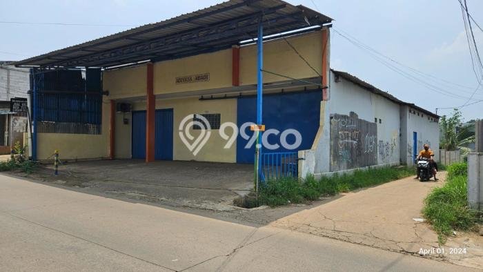 Gudang Premium Kawasan Setu, Luas 337m2m², Akses Utama, Berkembang Gudang Premium Kawasan Setu, Luas 337m2m², Akses Utama, Berkembang