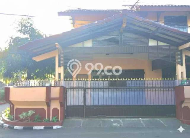 Rumah Elit LB 140m2 Siap Pakai Desain Elegan di Pondok Kelapa, Jakarta Timur Rumah Elit LB 140m2 Siap Pakai Desain Elegan di Pondok Kelapa, Jakarta Timur