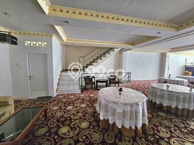 Kantor Dijual di Jakarta Timur LT 330m2 & LB 800m2 Lokasi Terbaik! Kantor Dijual di Jakarta Timur LT 330m2 & LB 800m2 Lokasi Terbaik!