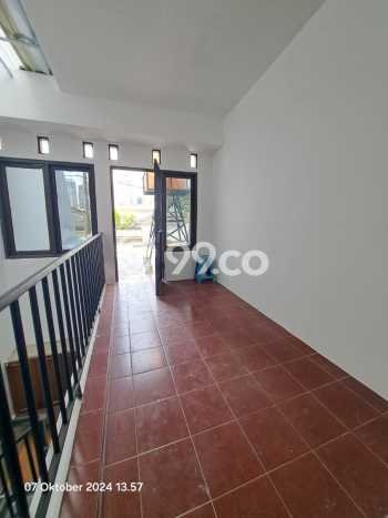Rumah Bagus Siap Huni Di Kebayoran Lama Luas 320m2 Aman Rumah Bagus Siap Huni Di Kebayoran Lama Luas 320m2 Aman