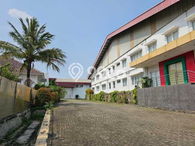 AREA BISNIS! Gudang di Citeureup, Luas 8m², Mainroad, Ramai AREA BISNIS! Gudang di Citeureup, Luas 8m², Mainroad, Ramai