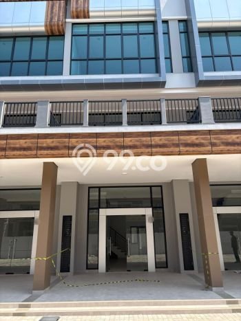 SEWA TERBAIK! Ruko di , Luas 189m2m², Kawasan Ramai, Ready Pakai SEWA TERBAIK! Ruko di , Luas 189m2m², Kawasan Ramai, Ready Pakai