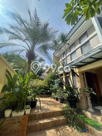 Rumah Elit Modern Siap Huni di Bintaro Tangerang Selatan Rumah Elit Modern Siap Huni di Bintaro Tangerang Selatan