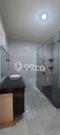 Jarang Ada! Rumah Kontrakan 4 Kamar Nyaman Siap Huni Bintaro Jarang Ada! Rumah Kontrakan 4 Kamar Nyaman Siap Huni Bintaro