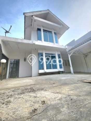 Siap Huni Hunian Elit 3 Kamar di Pondok Aren Dekat ke Mana Saja Siap Huni Hunian Elit 3 Kamar di Pondok Aren Dekat ke Mana Saja