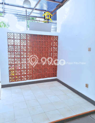 Rumah Modern Cantik 2 Kamar Bisa Langsung Pindah di Serpong Utara Rumah Modern Cantik 2 Kamar Bisa Langsung Pindah di Serpong Utara