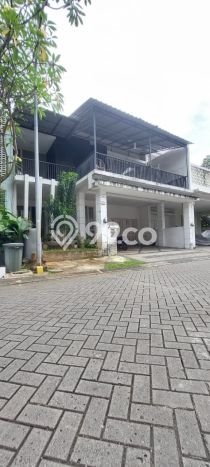 Jarang Ada! Rumah Kontrakan 4 Kamar Nyaman Siap Huni Bintaro Jarang Ada! Rumah Kontrakan 4 Kamar Nyaman Siap Huni Bintaro