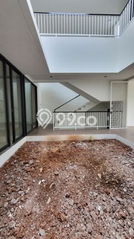 For Sale! Luxury House LT 204m2 Desain Elegan di Bintaro For Sale! Luxury House LT 204m2 Desain Elegan di Bintaro