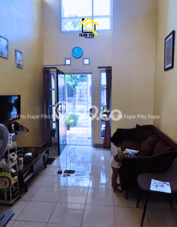 Rumah Luas Asri 2 KT Siap Pakai di Bintaro Tangerang Selatan Rumah Luas Asri 2 KT Siap Pakai di Bintaro Tangerang Selatan