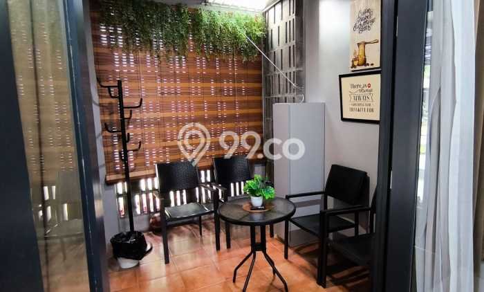 Disewakan! Rumah 2 Kamar Tidur &
1 Kamar Mandi di Bintaro, Tangerang Selatan Disewakan! Rumah 2 Kamar Tidur &
1 Kamar Mandi di Bintaro, Tangerang Selatan