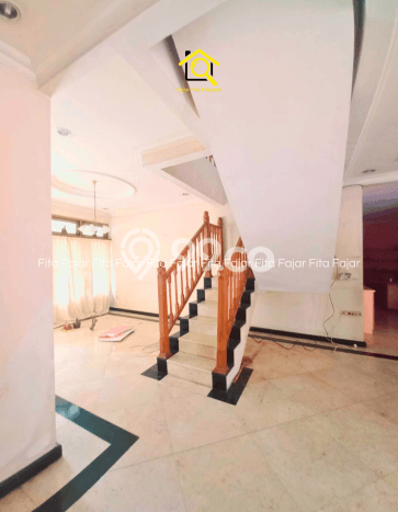 Rumah Elit Modern Siap Huni di Bintaro Tangerang Selatan Rumah Elit Modern Siap Huni di Bintaro Tangerang Selatan