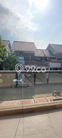 Siap Huni Hunian Elit 4 Kamar di Pondok Aren Dekat ke Mana Saja Siap Huni Hunian Elit 4 Kamar di Pondok Aren Dekat ke Mana Saja