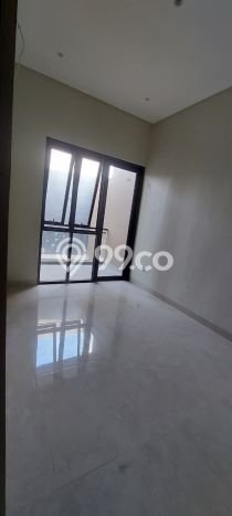 Siap Huni Hunian Elit 4 Kamar di Pondok Aren Dekat ke Mana Saja Siap Huni Hunian Elit 4 Kamar di Pondok Aren Dekat ke Mana Saja