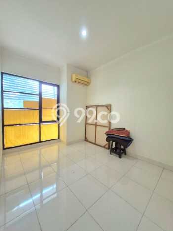 Siap Huni Rumah Mewah 3 Kamar di Pondok Aren Dekat ke Mana Pun Siap Huni Rumah Mewah 3 Kamar di Pondok Aren Dekat ke Mana Pun