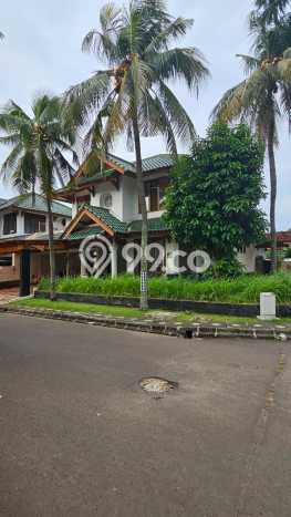 Rumah Mewah LB 238m2 Siap Pakai Desain Elegan di Bintaro, Tangerang Selatan Rumah Mewah LB 238m2 Siap Pakai Desain Elegan di Bintaro, Tangerang Selatan