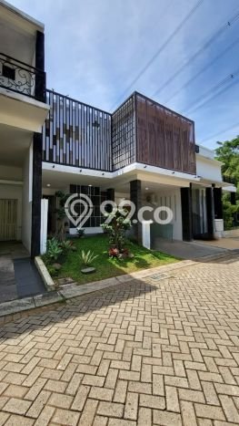 Dijual Rumah Mewah Elegan Dengan View Eksklusif di Bintaro, Tangerang Selatan Dijual Rumah Mewah Elegan Dengan View Eksklusif di Bintaro, Tangerang Selatan