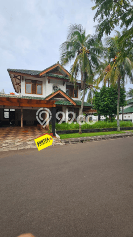 Rumah Mewah LB 238m2 Siap Pakai Desain Elegan di Bintaro, Tangerang Selatan Rumah Mewah LB 238m2 Siap Pakai Desain Elegan di Bintaro, Tangerang Selatan