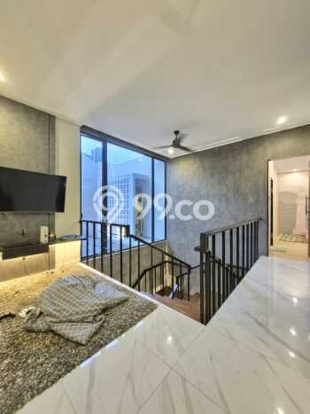 Ready to Use! Premium House LT 284m2 Desain Elegan di Bintaro Ready to Use! Premium House LT 284m2 Desain Elegan di Bintaro
