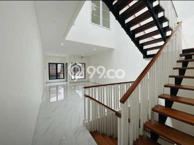 Rumah Elit Modern Tanpa Renovasi di Bintaro Tangerang Selatan Rumah Elit Modern Tanpa Renovasi di Bintaro Tangerang Selatan