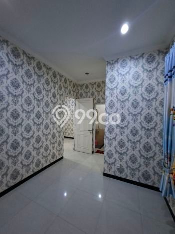 Jual Rumah Bagus Siap Huni LB 200m2 di Cakung, Jakarta Timur Jual Rumah Bagus Siap Huni LB 200m2 di Cakung, Jakarta Timur