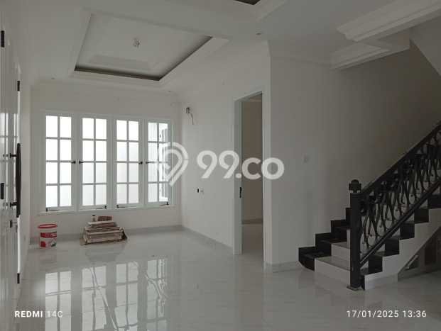 Rumah Nyaman 5 KT LB 210m2 Kondisi Bagus di Pondok Bambu Rumah Nyaman 5 KT LB 210m2 Kondisi Bagus di Pondok Bambu