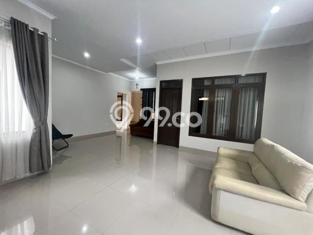 Rumah Modern 2 KT di Pondok Bambu Jakarta Timur Semi Furnished Rumah Modern 2 KT di Pondok Bambu Jakarta Timur Semi Furnished