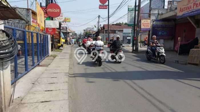 Dijual Rumah Premium dengan Fasilitas Sekitar Komplit di Bekasi Barat, Bekasi Dijual Rumah Premium dengan Fasilitas Sekitar Komplit di Bekasi Barat, Bekasi