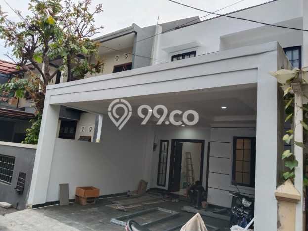 For Sale Rumah 4 Kamar Lokasi Strategis Bagus dan Strategis di Duren Sawit For Sale Rumah 4 Kamar Lokasi Strategis Bagus dan Strategis di Duren Sawit