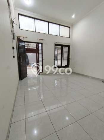 For Sale Hunian Rumah Terawat 2 KT di Jati Asih, Bekasi For Sale Hunian Rumah Terawat 2 KT di Jati Asih, Bekasi