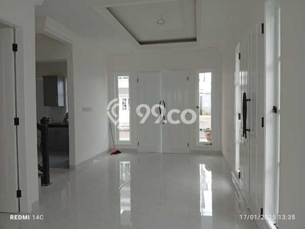 Rumah Nyaman 5 KT LB 210m2 Kondisi Bagus di Pondok Bambu Rumah Nyaman 5 KT LB 210m2 Kondisi Bagus di Pondok Bambu