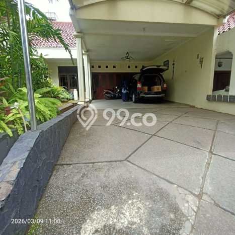 Rumah Luxury Modern Tanpa Renovasi di Kelapa Dua Depok Rumah Luxury Modern Tanpa Renovasi di Kelapa Dua Depok