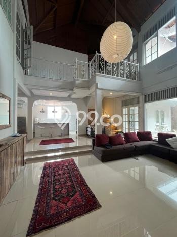 Ready to Use! Premium House LT 360m2 Desain Modern di Lebak Bulus Ready to Use! Premium House LT 360m2 Desain Modern di Lebak Bulus