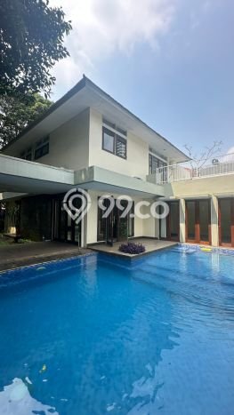 Rumah Bagus Disewakan di Kuningan, Jakarta Selatan LT 450m2, LB 400m2 Rumah Bagus Disewakan di Kuningan, Jakarta Selatan LT 450m2, LB 400m2